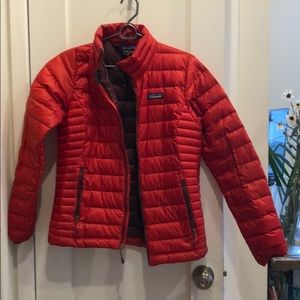 red patagonia puffer